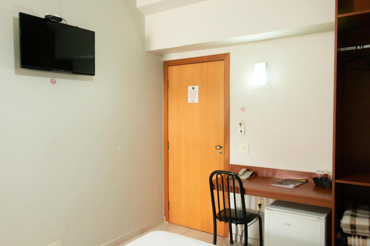 Contagem Centro Hotel Esterno foto
